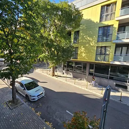 Serenity In The Heart Of With Free Parking Apartamento Varna