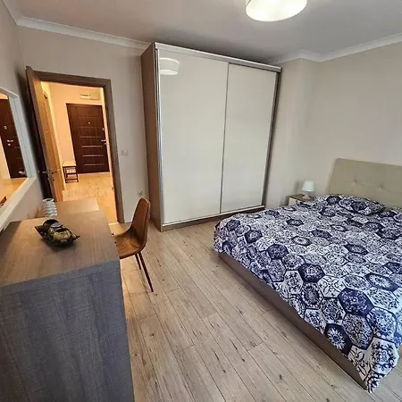 Serenity In The Heart Of With Free Parking Apartamento