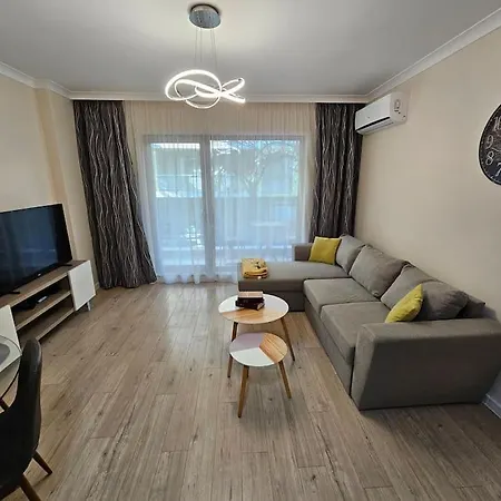 Serenity In The Heart Of With Free Parking